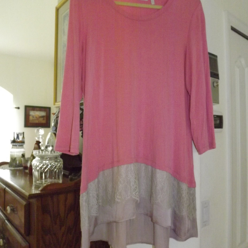 LOGO Tunic Top